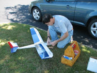 Prepping the Aquila Spirit sailplane for flight - Airplanes and Rockets
