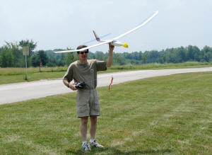 Aquila Spirit sailplane ready for its maiden flight (Kirt Blattenberger at the controls) - Airplanes and Rockets