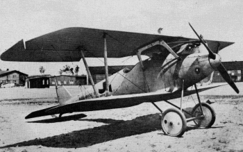 Pfalz D.III, The vertical fins of the Phalz III and IIIa aircraft to the fuselage - Airplanes and Rockets