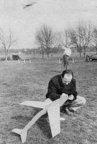 Preparing a kite for combat - Airplanes and Rockets