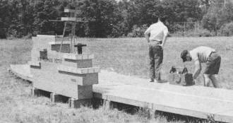 Livingston (NJ) Club Builds Carrier Deck, September 1967 American Modeler - Airplanes and Rockets