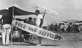 S.T. 65 drives this Class C-D ship skyward at extreme velocities - Airplanes and Rockets