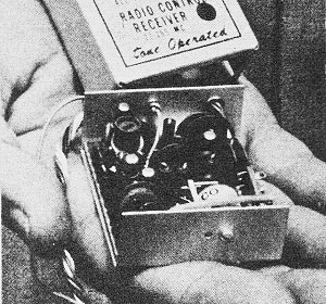 Small handful is Deltron's all-transistor receiver - Airplanes and Rockets
