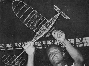 Nats' champ Frank Cummings - Airplanes and Rockets